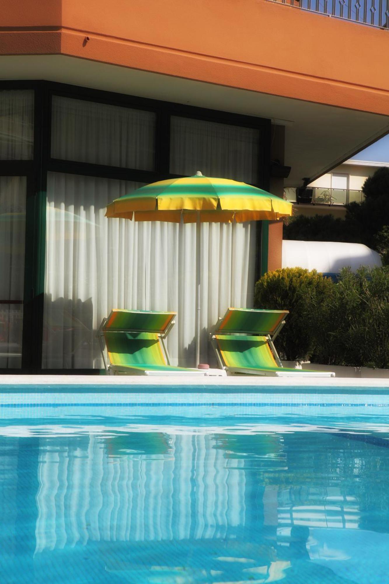 Hotel American ليدو دي يسولو المظهر الخارجي الصورة
