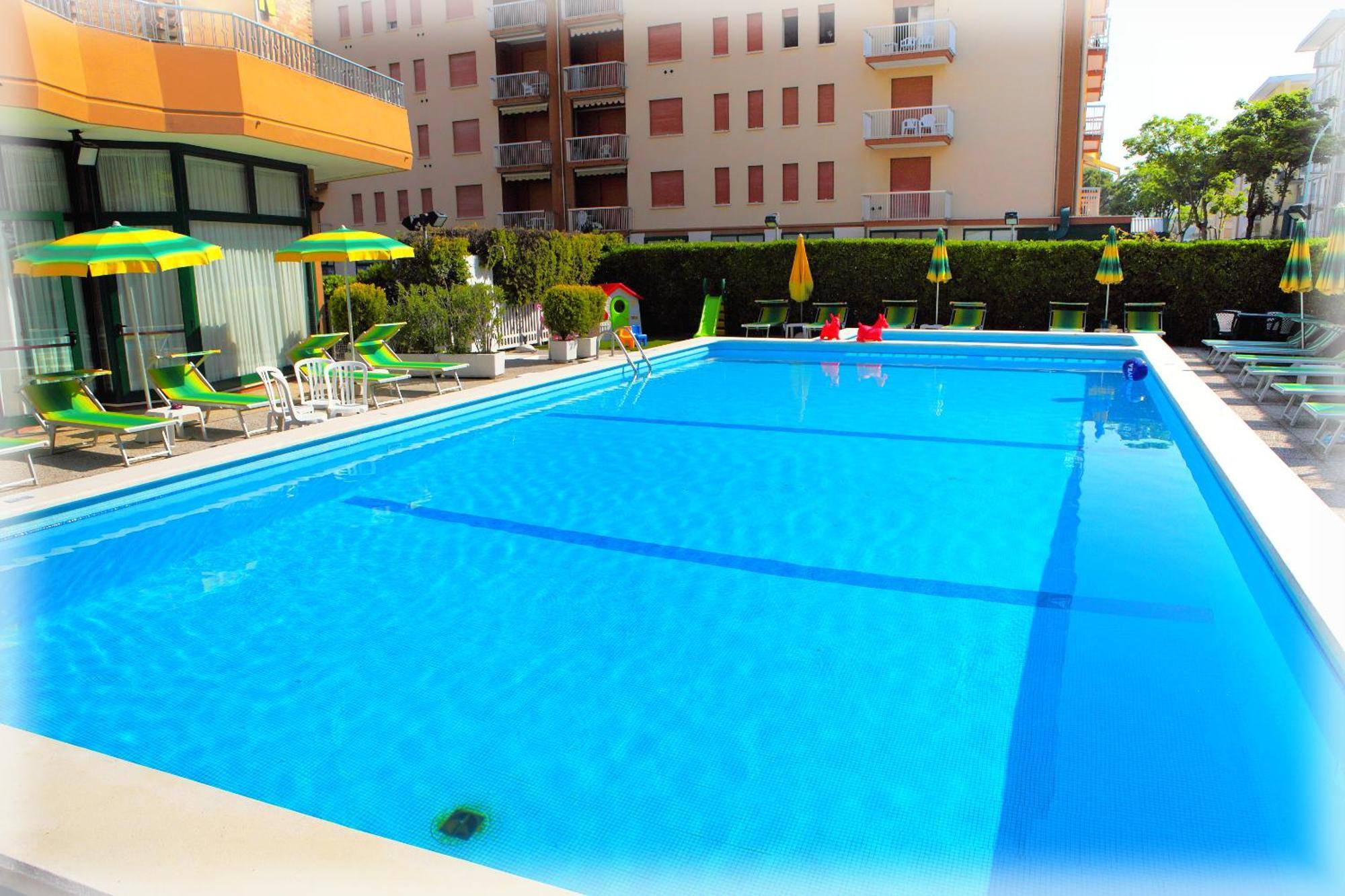Hotel American ليدو دي يسولو المظهر الخارجي الصورة