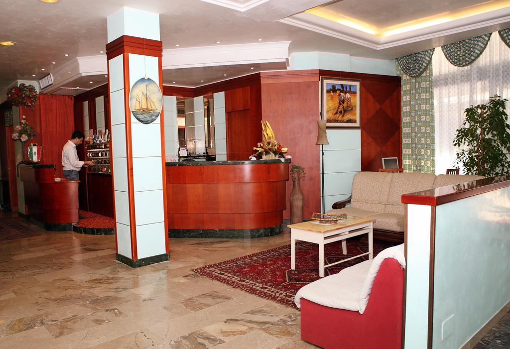 Hotel American ليدو دي يسولو المظهر الخارجي الصورة