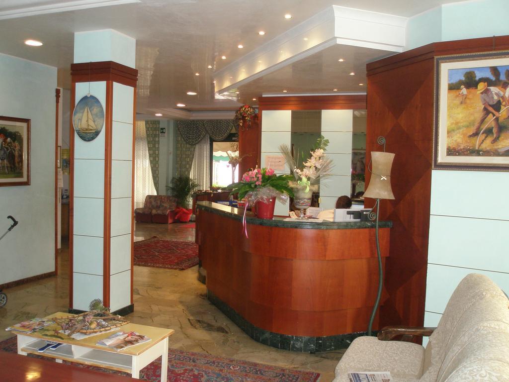 Hotel American ليدو دي يسولو المظهر الخارجي الصورة